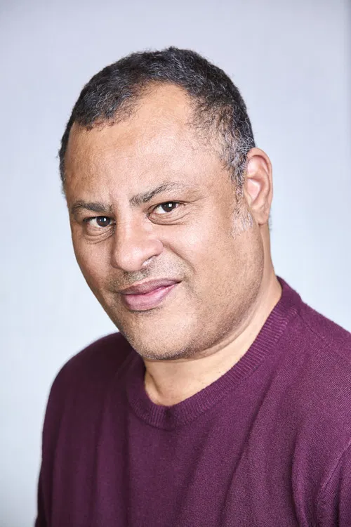 Darren Brade profile