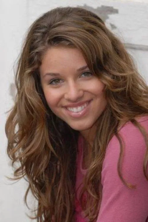 Alexandra Mason profile