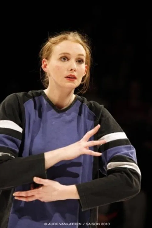 Amélie Saye profile