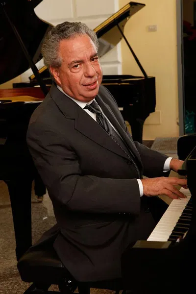 Vince Tempera profile