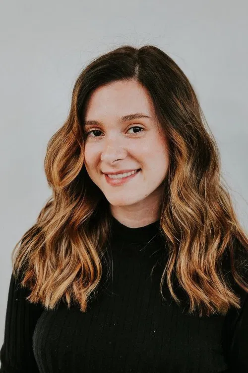 Gabby Ballhausen profile