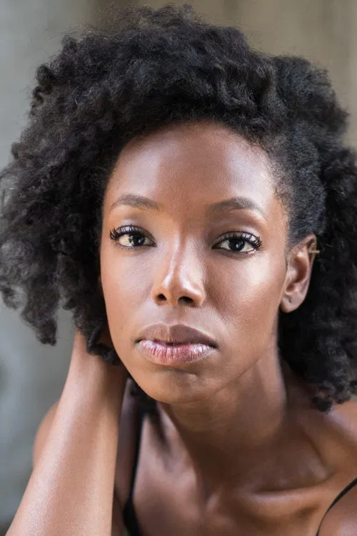 Elle Lorraine profile