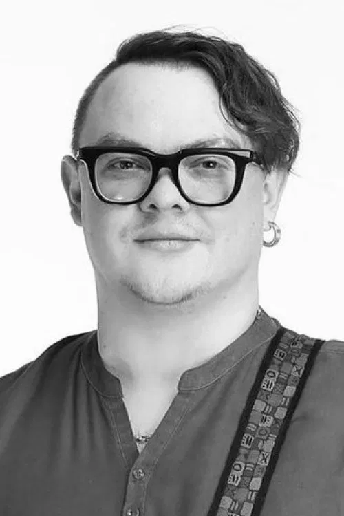 Павел Дешура profile