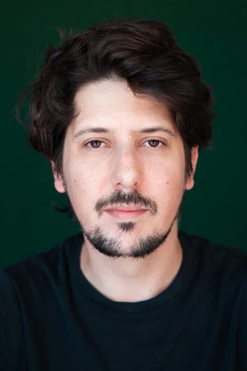 Luís Lobão profile