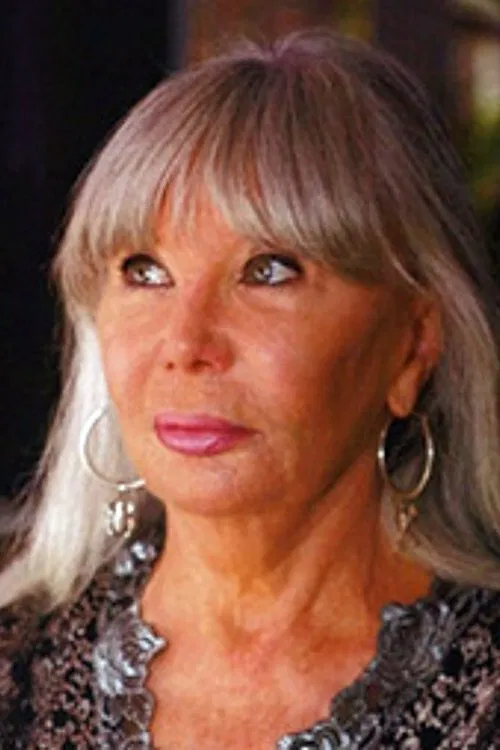 Monique Watteau profile