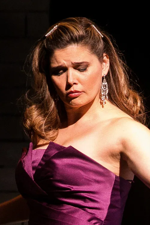 Madeline Bender profile