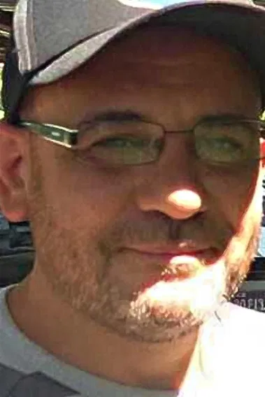 Ayman Makram profile