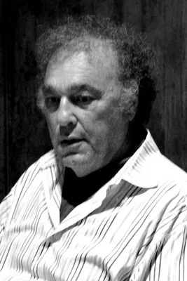 Rénos Mandis profile