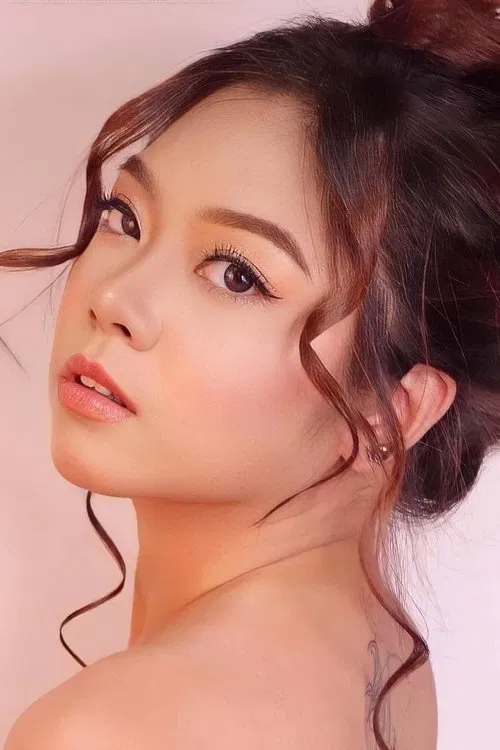 Raven Crystal Castro profile