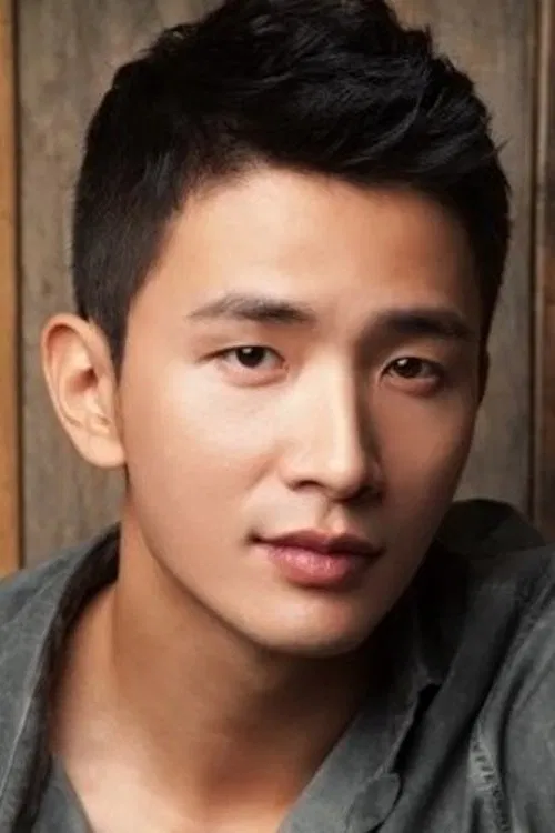 Lee Yong-joo profile