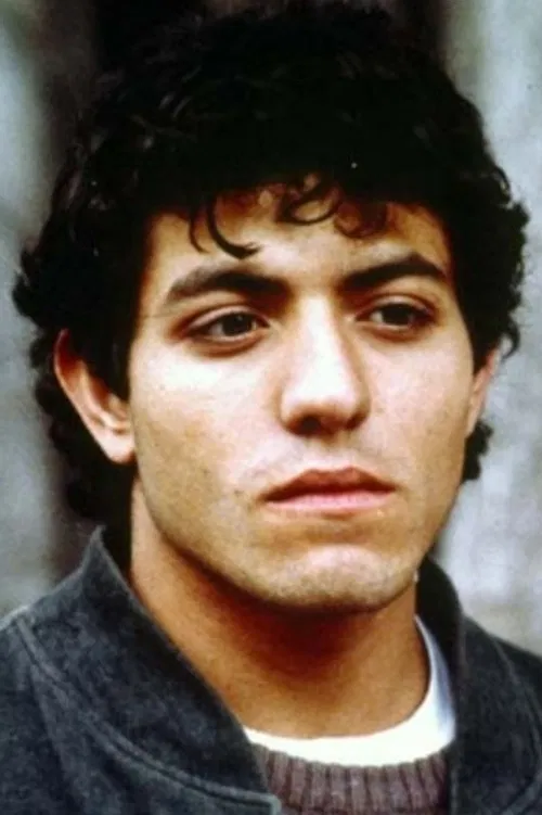 Roberto Mariano profile