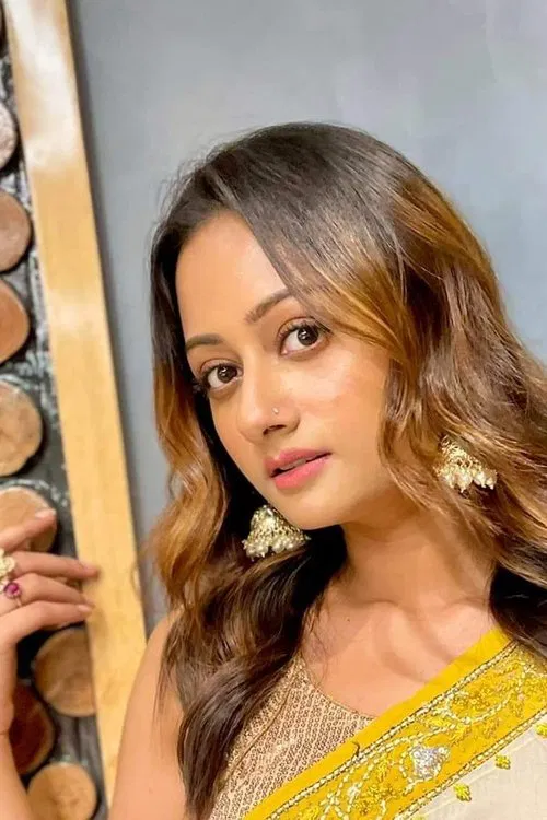 Tonni Laha Roy profile