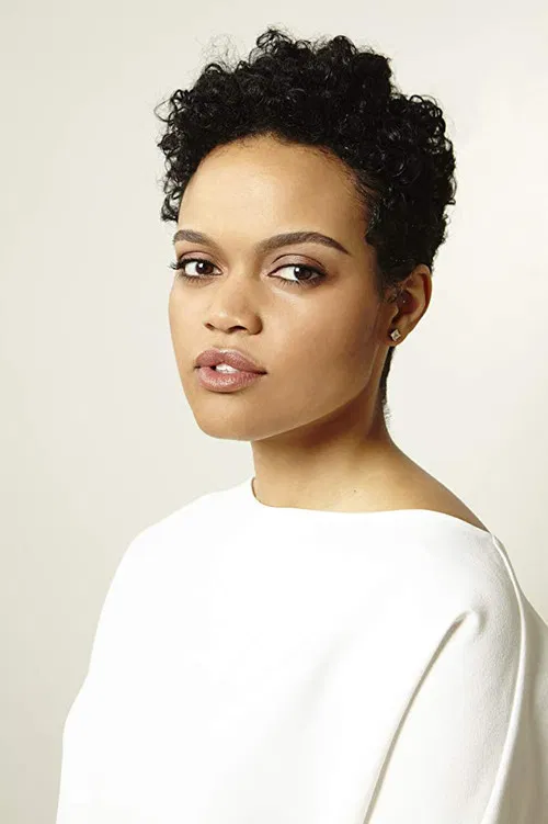 Danielle Davenport profile