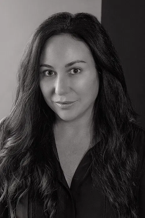 Gillian Laub profile