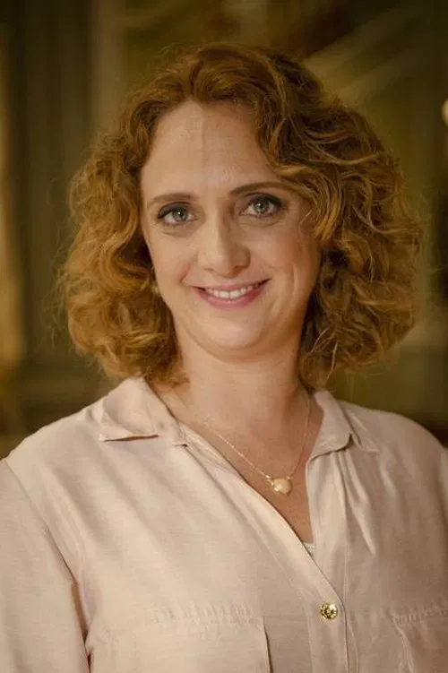 Letícia Isnard profile