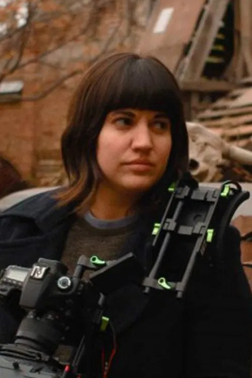 Luciana Garraza profile