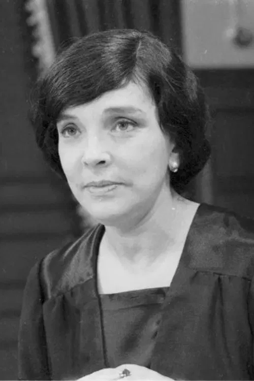 Sônia Oiticica profile