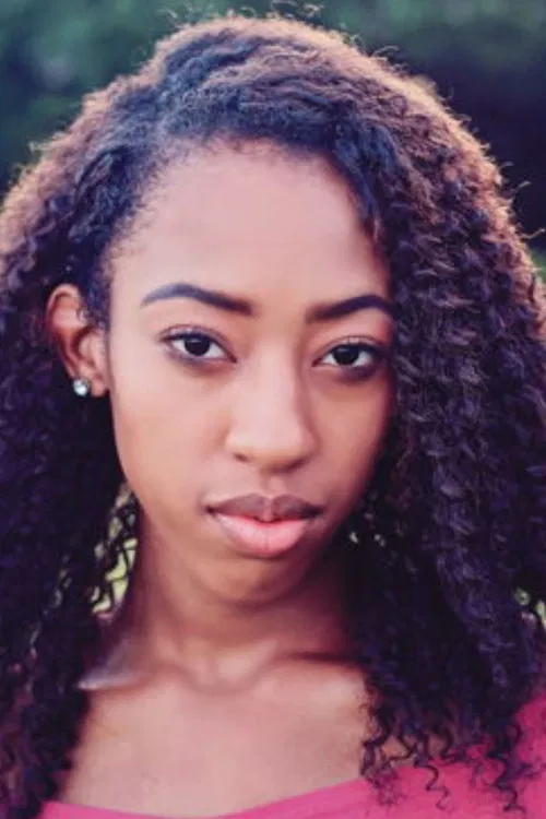 Charis Gullage profile