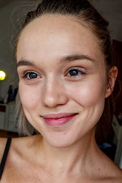 Laura Petersen profile