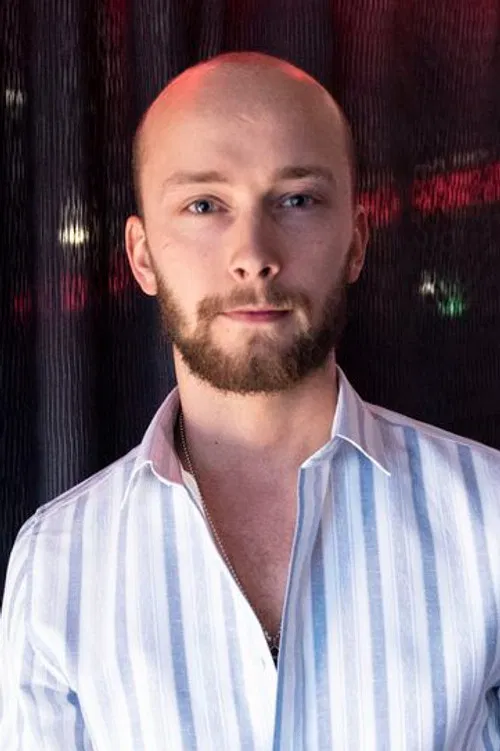 Emil Hallberg profile