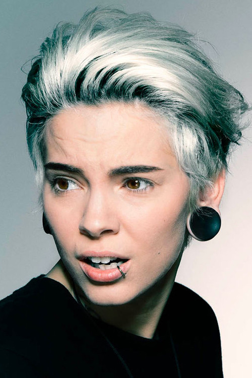 Roxane Bruneau profile