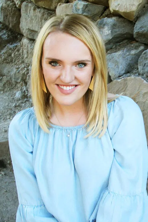 Ashlyn Harris profile