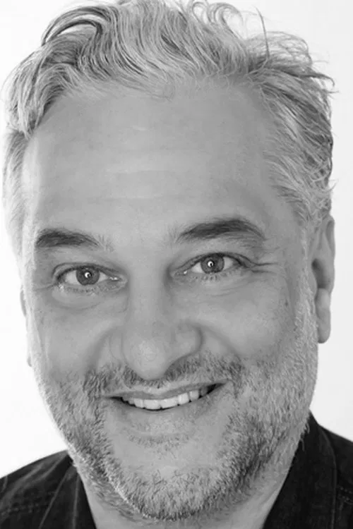 Geoffrey Garratt profile