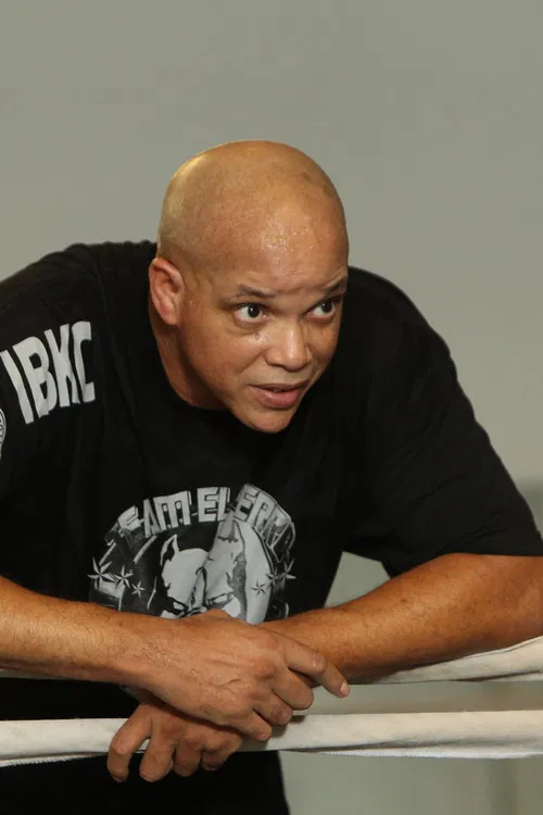 Virgil Hunter profile