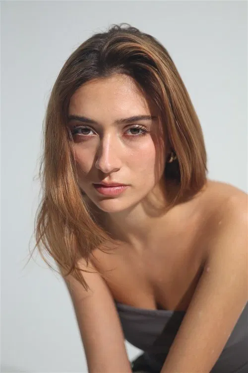 Isïa Arcangeletti profile