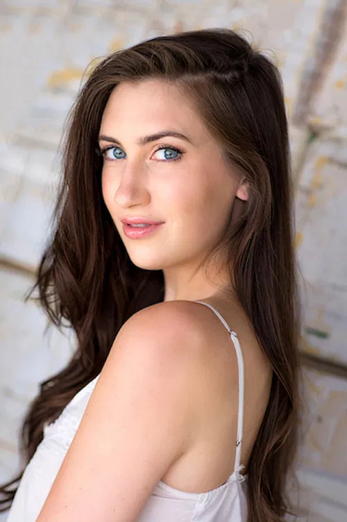 Corinne Natyshak profile