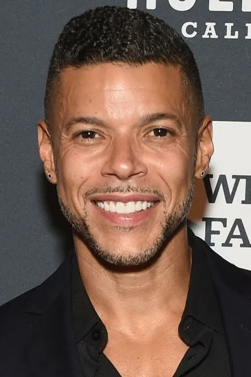 Wilson Cruz profile