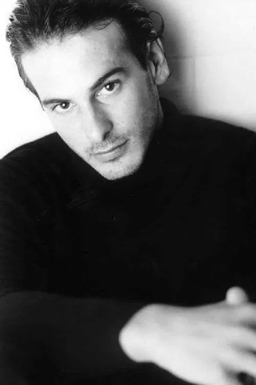 Santiago Magill profile