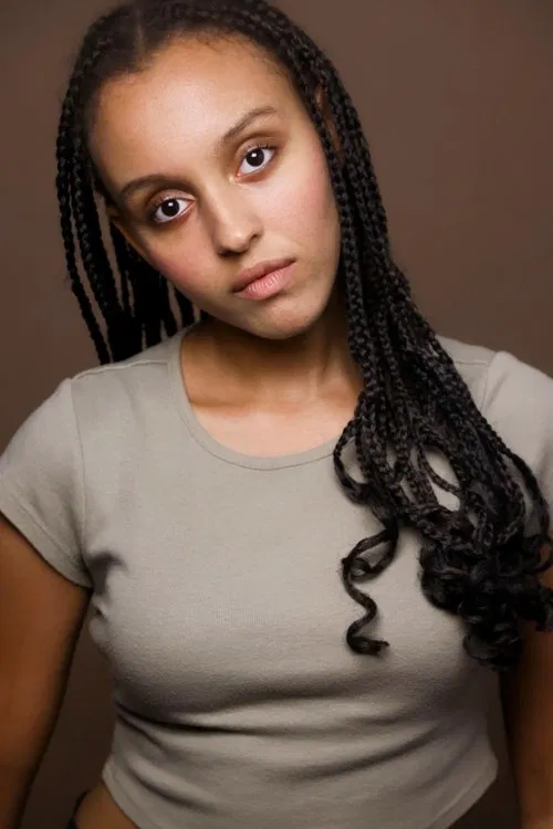 Julia Weston profile