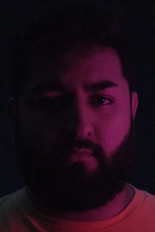 Victor Flores profile