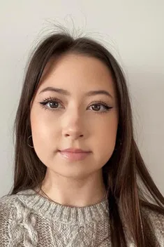 Hannah Moore profile