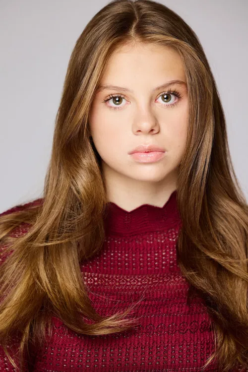 Scarlett Fernandez profile