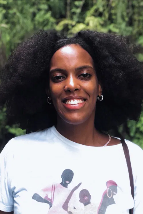 Daniele Souza profile