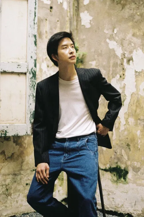 Max Sarit Phermsuwan profile