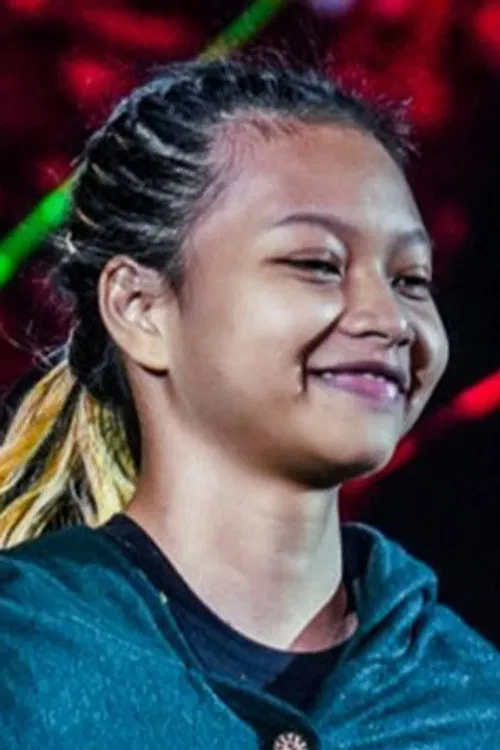 Anna Jaroonsak profile