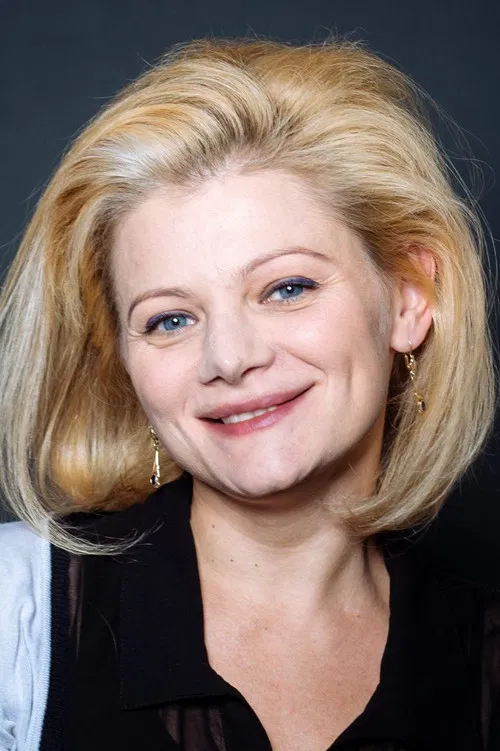 Ofelia Popii profile