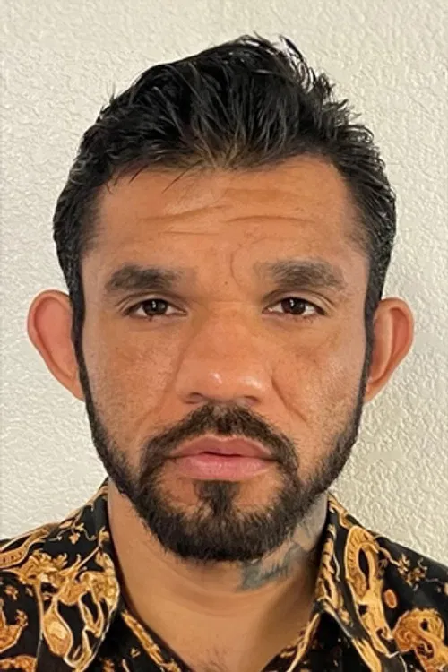 Manuel Manzo profile