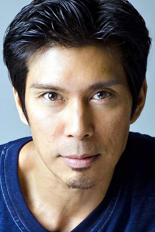 Keo Woolford profile