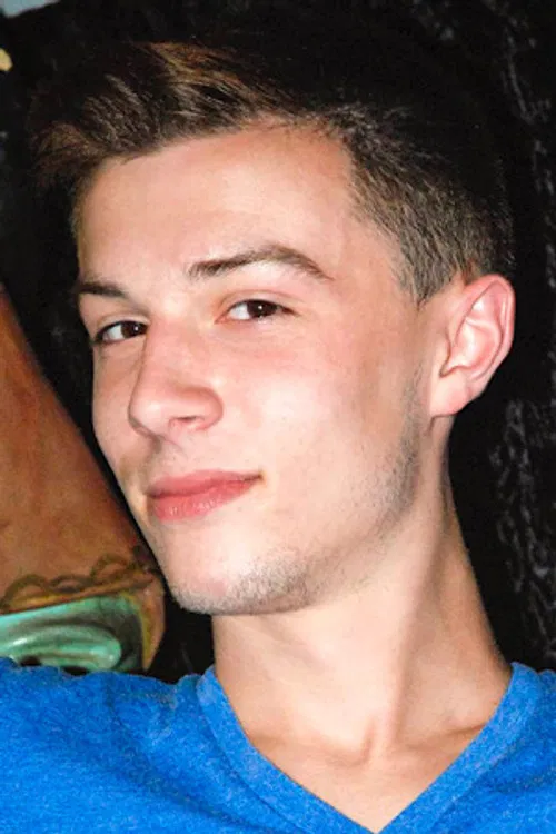 Taylor Harris profile