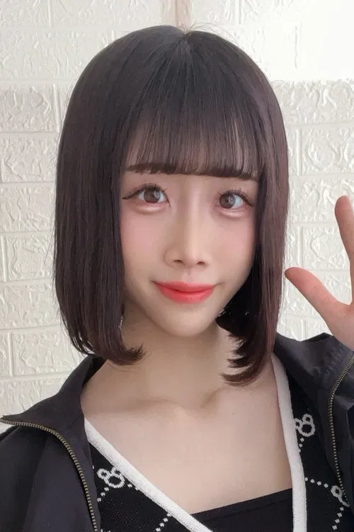 蓮実ちせ profile