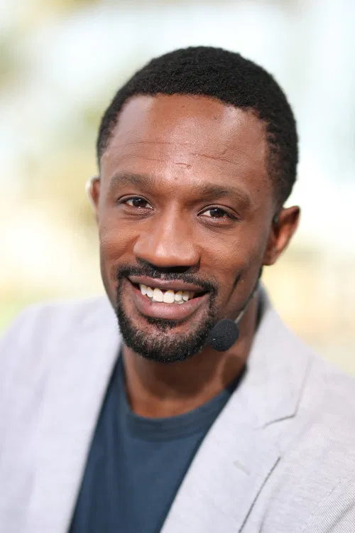 Domonique Foxworth profile