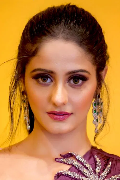 Ayesha Singh profile