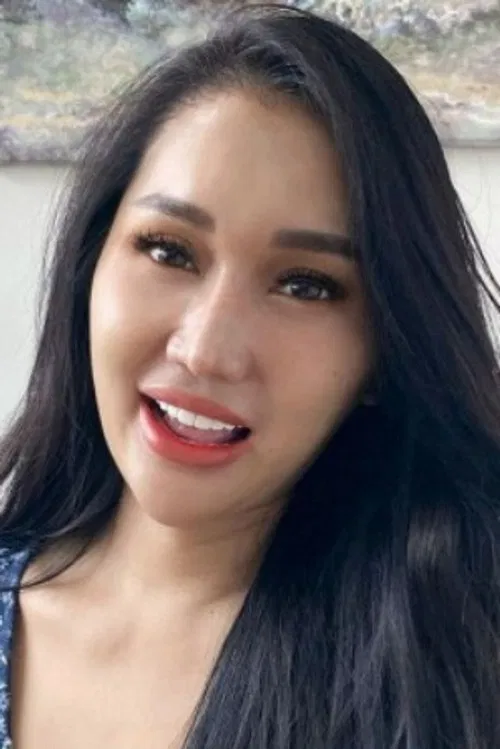 Lucinta Luna profile