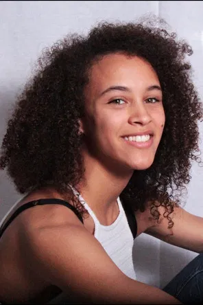 Nastasia Caruge profile