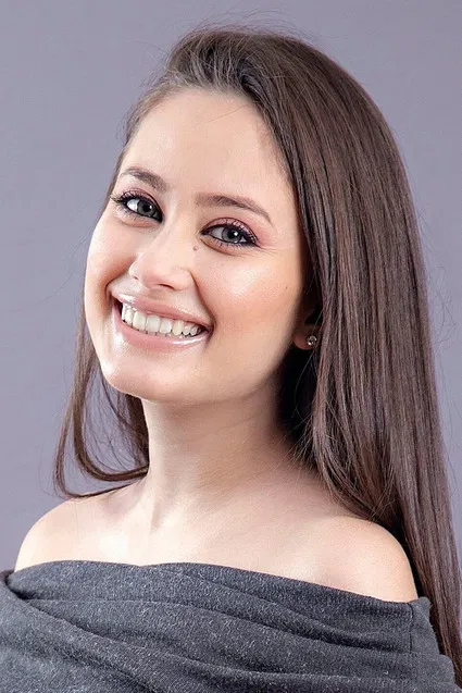 Oana Carmaciu profile