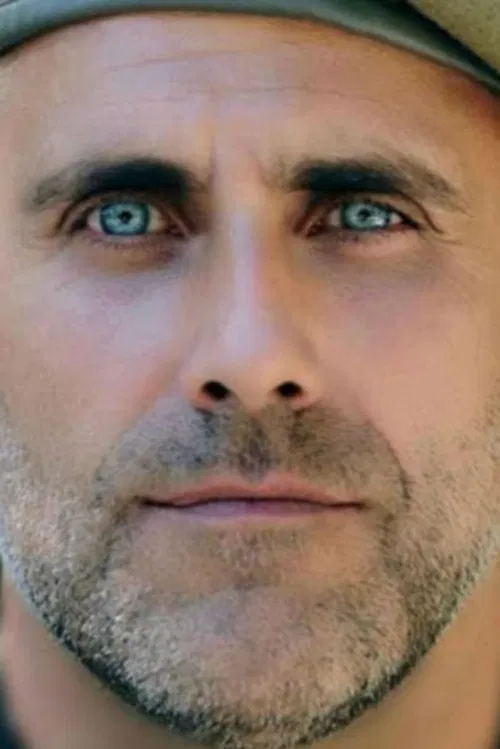 Alejandro León profile